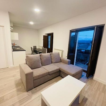 Apartamentos Rurales La Plaza 2 Duruelo de la Sierra Exteriör bild