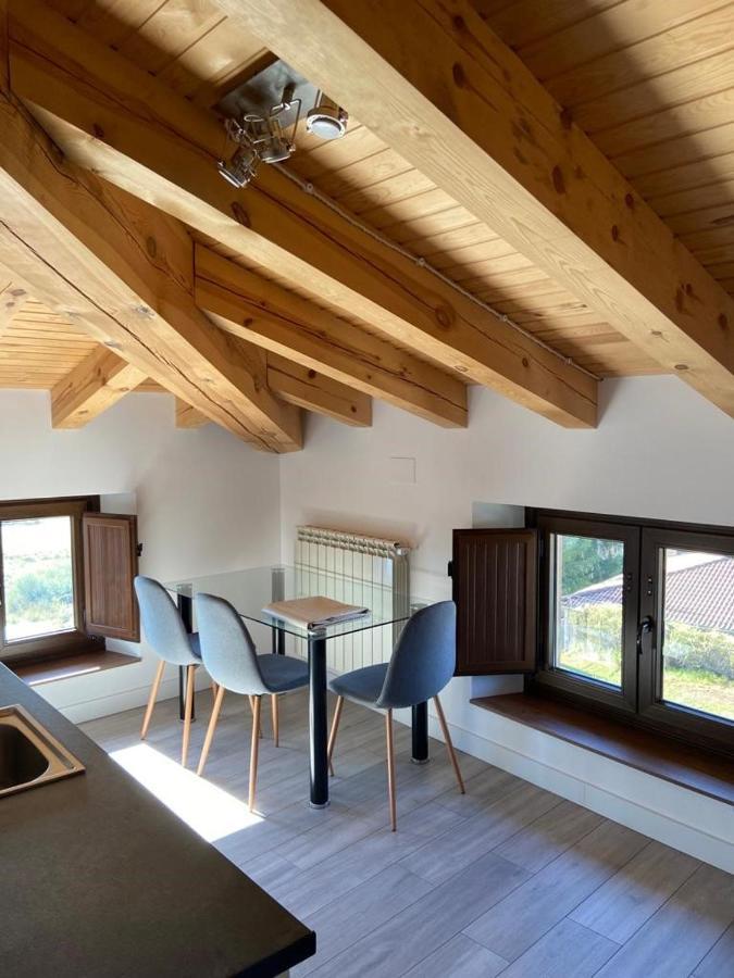 Apartamentos Rurales La Plaza 2 Duruelo de la Sierra Exteriör bild